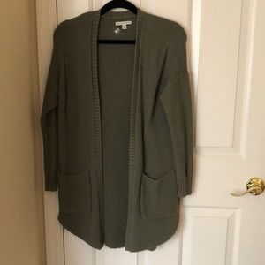 American Eagle olive sweater